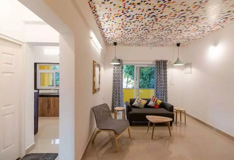 The Yellow By Oyo Rooms