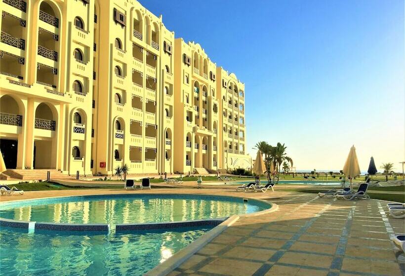 Gravity Hotel & Aqua Park Sahl Hasheesh - Families and Couples Only