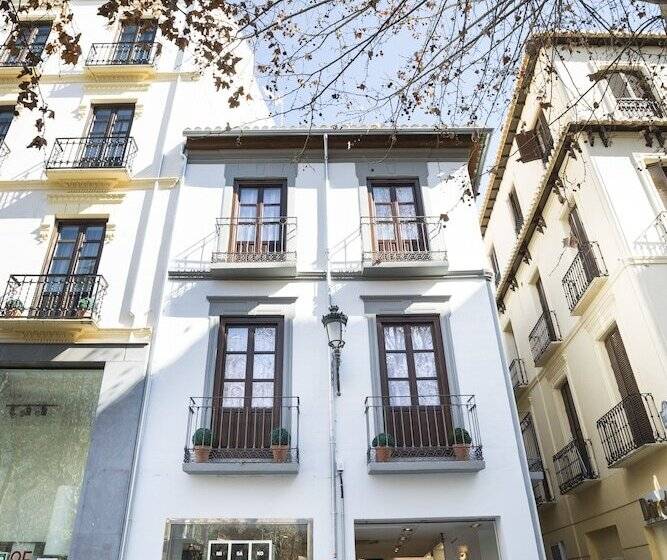 La Casa De La Trinidad Suites