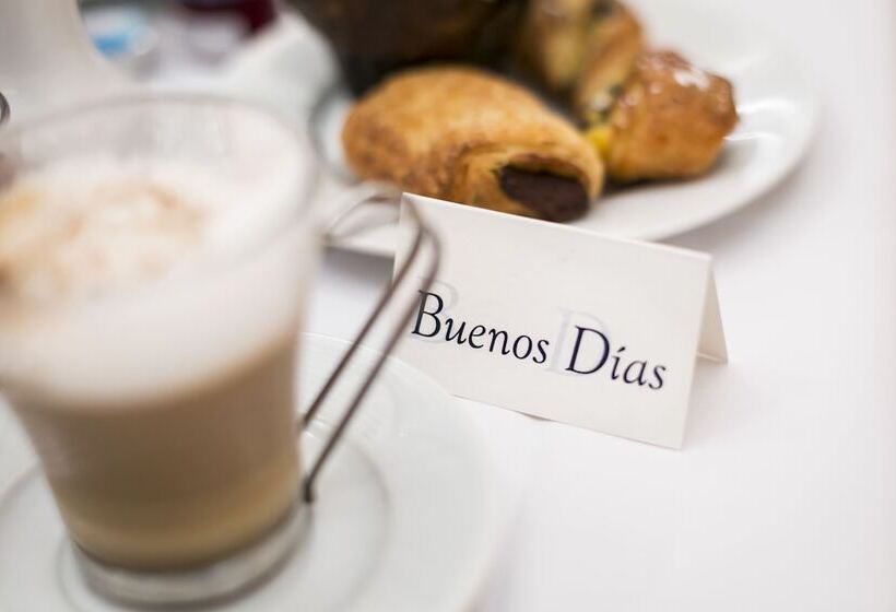 La Casa De La Trinidad Suites