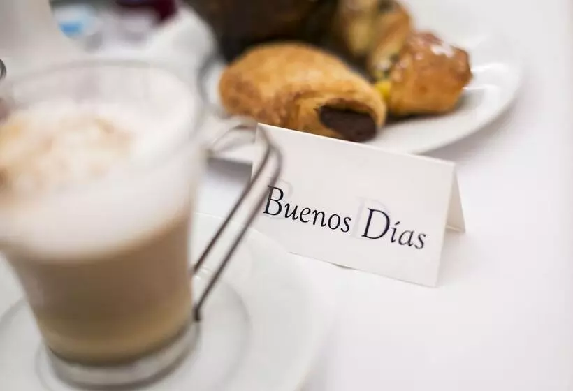La Casa De La Trinidad Suites