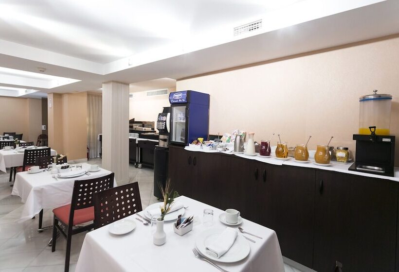 La Casa De La Trinidad Suites