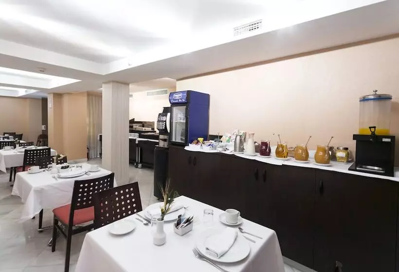La Casa De La Trinidad Suites