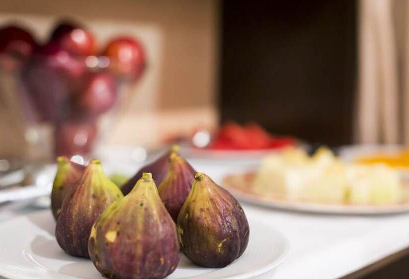 La Casa De La Trinidad Suites