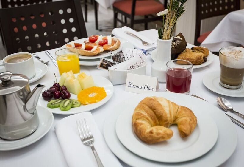 La Casa De La Trinidad Suites