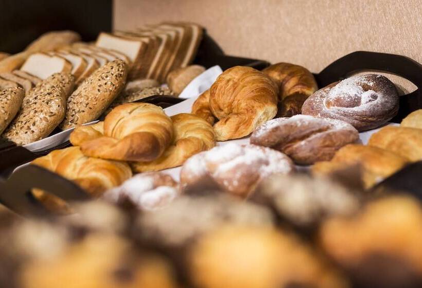 La Casa De La Trinidad Suites