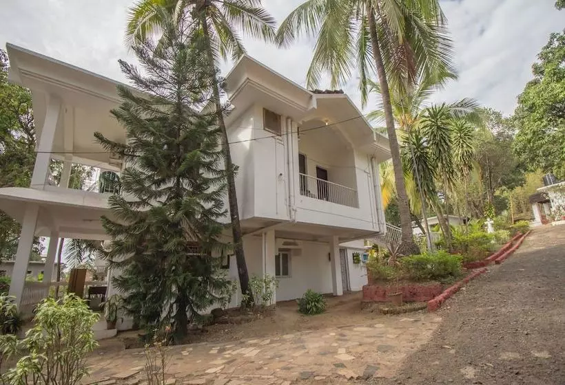 Oyo 13106 Home 2bhk Arpora Beach