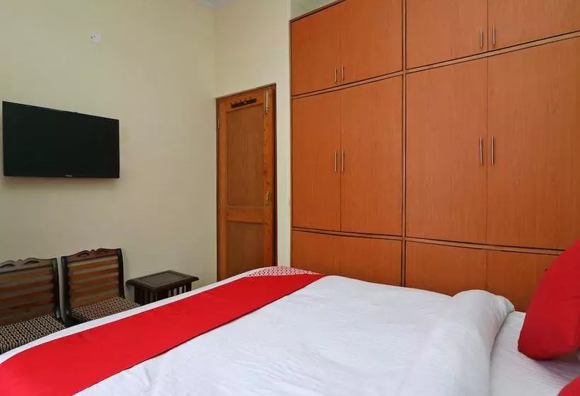 Oyo Home 13421 Cozy Hill View 2bhk