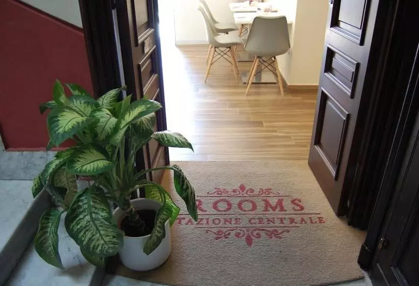 پانسیون Rooms Stazione Centrale