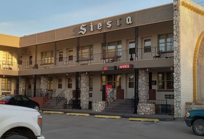 Siesta Motel