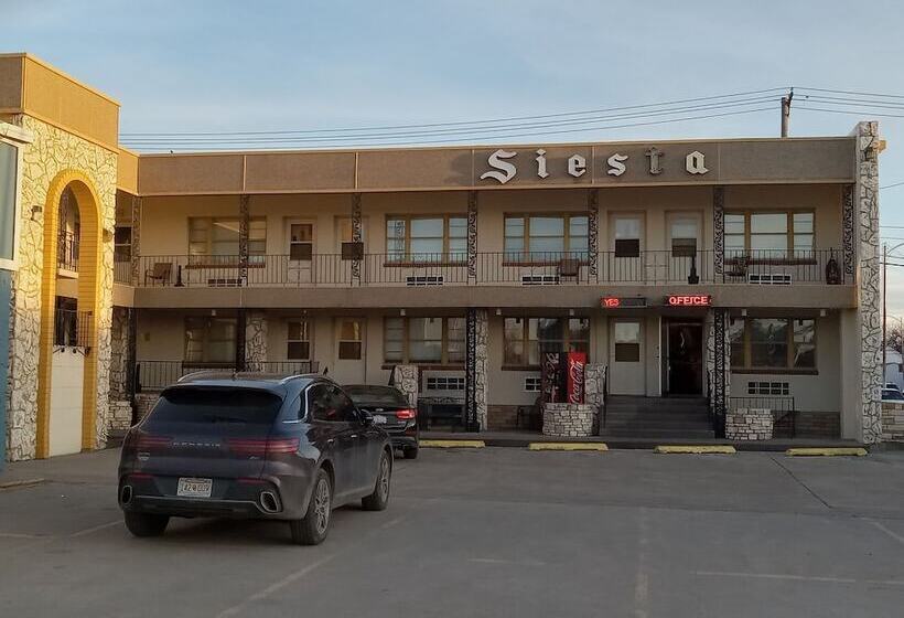 Siesta Motel