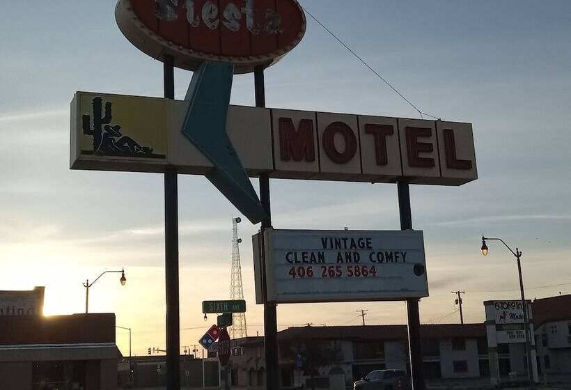 Siesta Motel