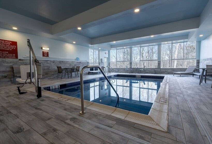 ホテル Towneplace Suites By Marriott Clinton