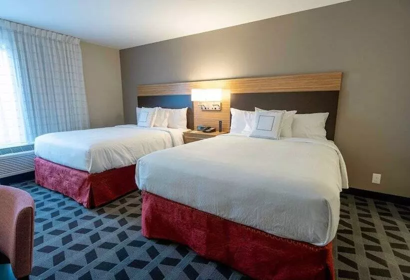 Hotelli Towneplace Suites By Marriott Clinton