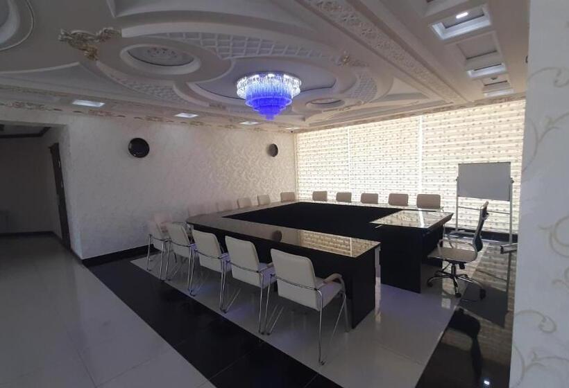 فندق Said Islom Khoja