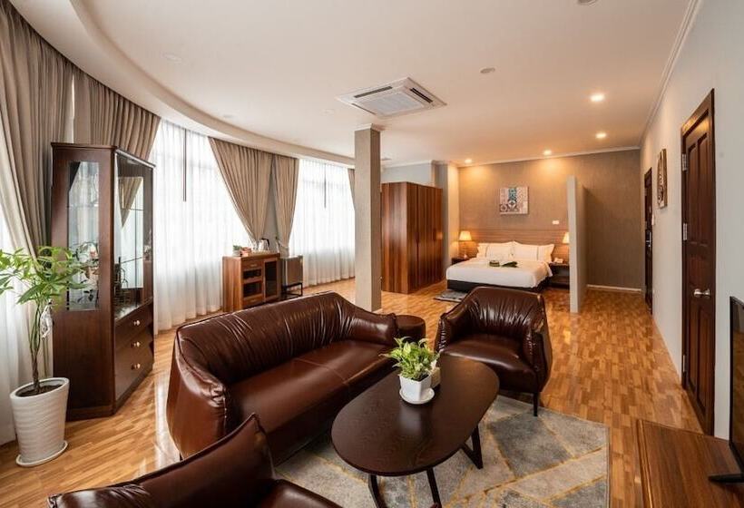 One Vientiane Hotel & Restaurant