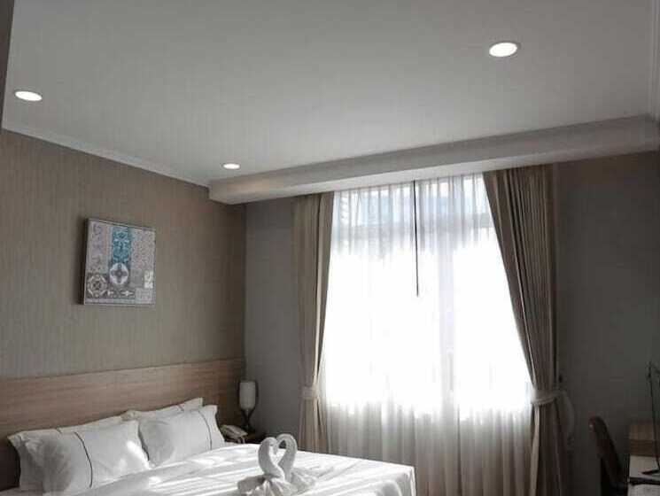 One Vientiane Hotel & Restaurant