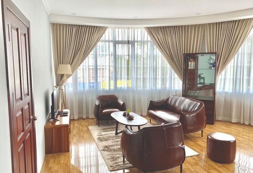 One Vientiane Hotel & Restaurant