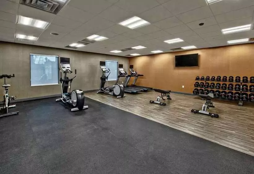 Hotelli Hampton Inn Fresno Airport