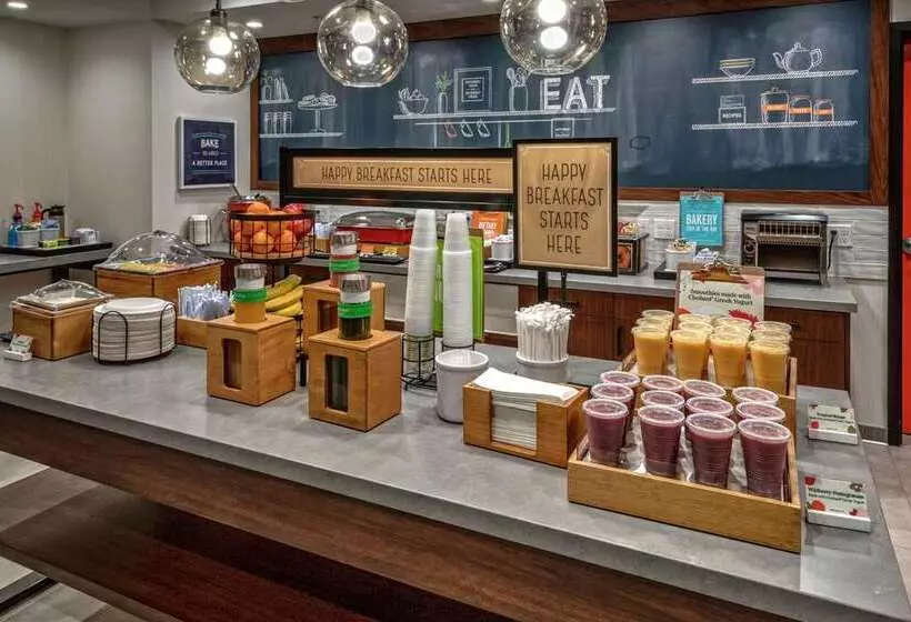 Hotelli Hampton Inn Fresno Airport