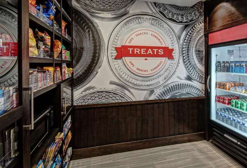 فندق Hampton Inn Fresno Airport