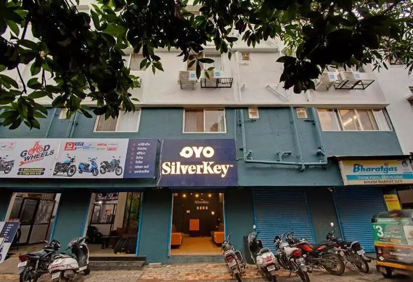 ホテル Silverkey Executive Stays 39640 Near Arup Hospital