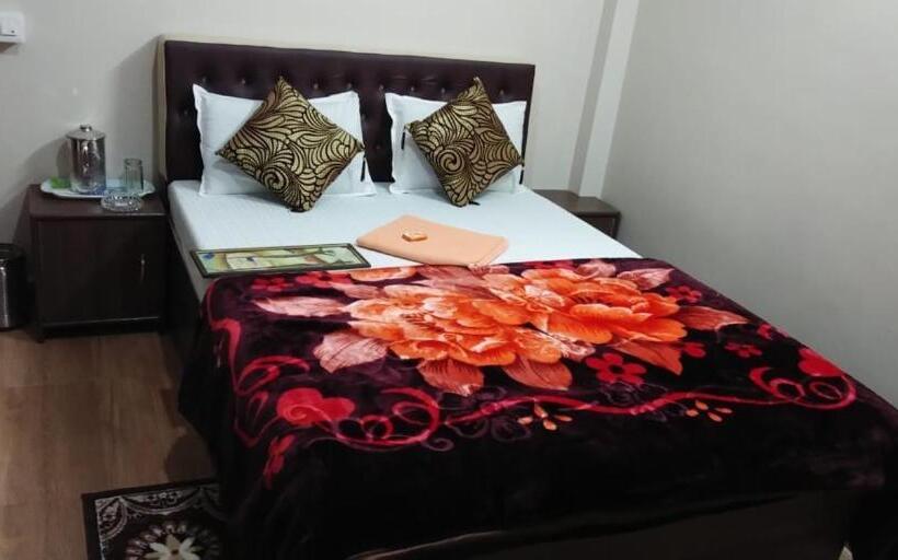 تختخواب و صبحانه Honix Residency