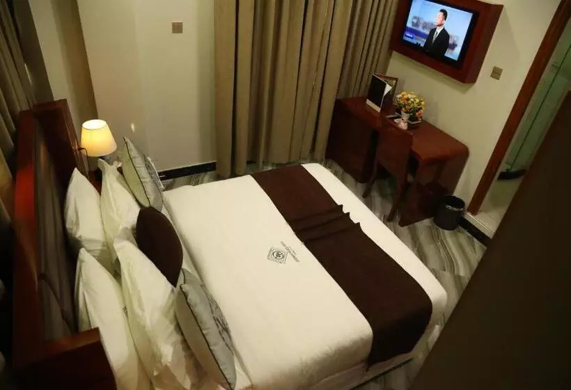 ベッドアンドブレックファースト Jaromax Palace