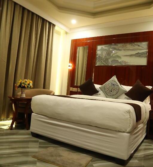 تختخواب و صبحانه Jaromax Palace