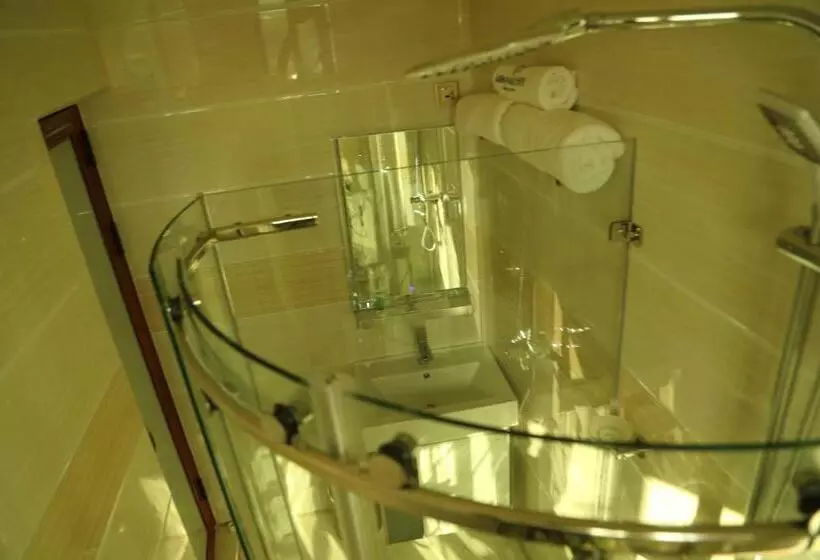 ベッドアンドブレックファースト Jaromax Palace