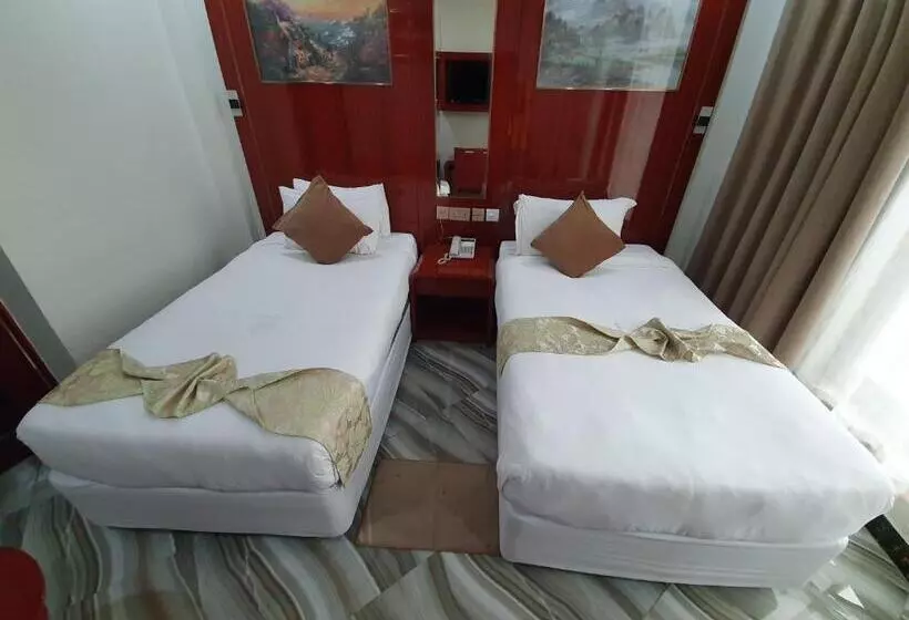 ベッドアンドブレックファースト Jaromax Palace