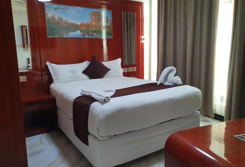 تختخواب و صبحانه Jaromax Palace