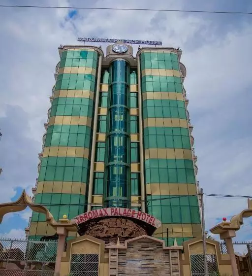 ベッドアンドブレックファースト Jaromax Palace