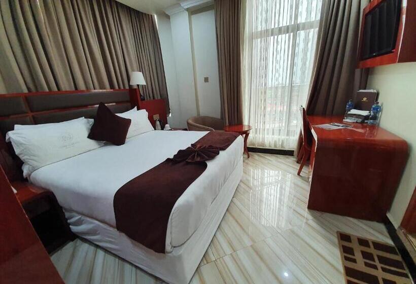 تختخواب و صبحانه Jaromax Palace