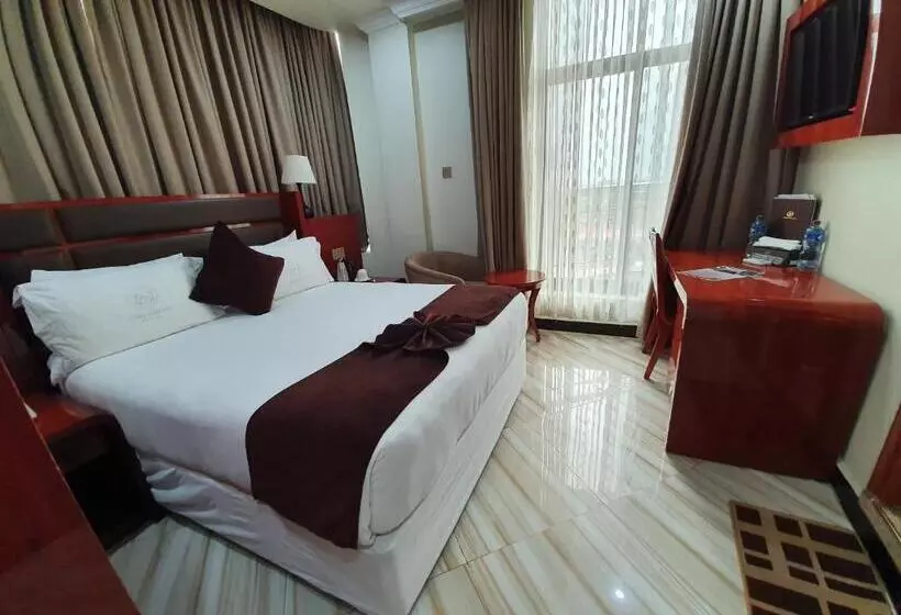 ベッドアンドブレックファースト Jaromax Palace