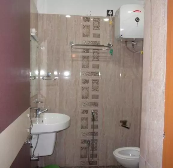 تختخواب و صبحانه New Infinite Homestay
