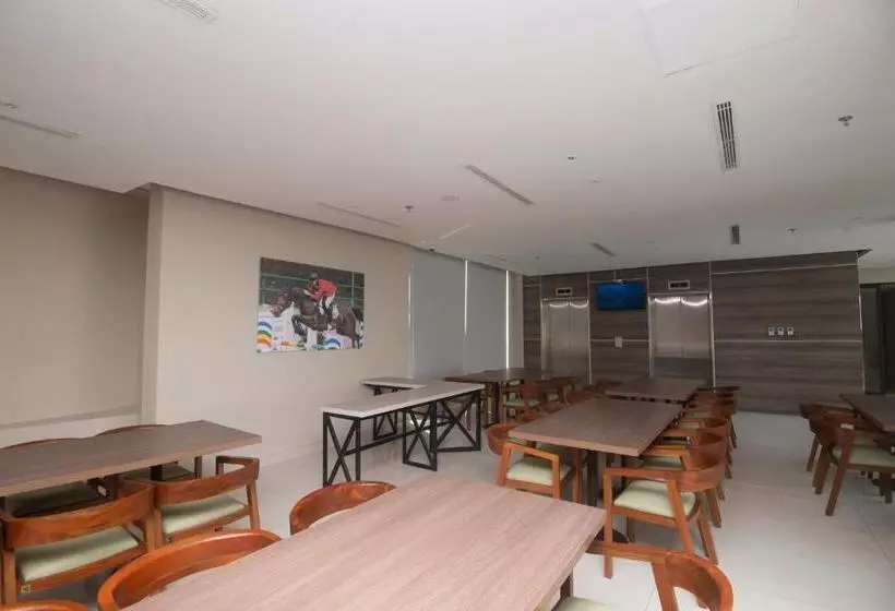 Hotelli Sleepzzz  Pulomas