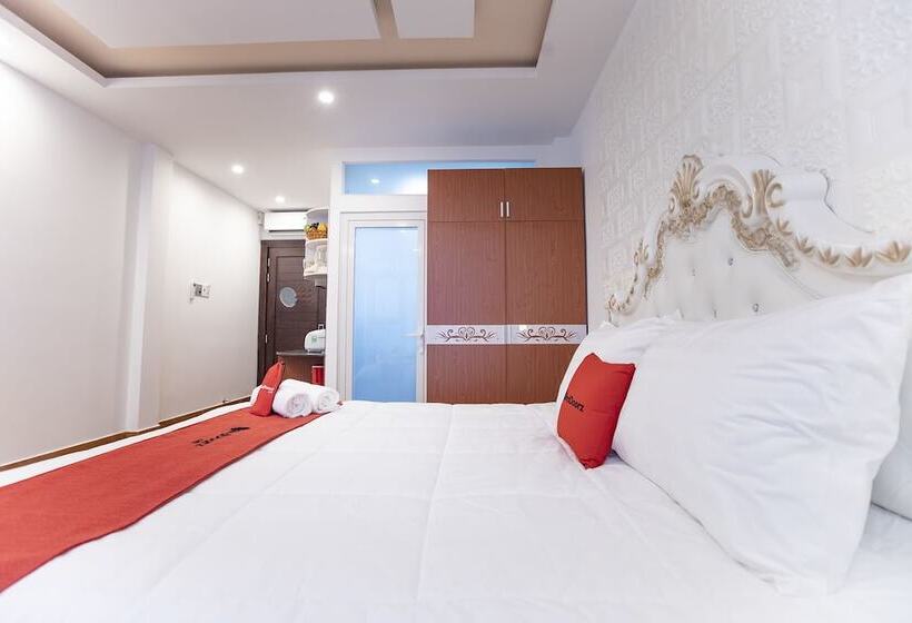 هتل Reddoorz Plus @ Cach Mang Thang 8 Street