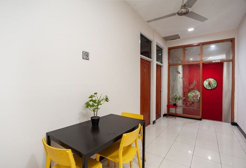 بنسيون Mega Stay Near Mall Kelapa Gading