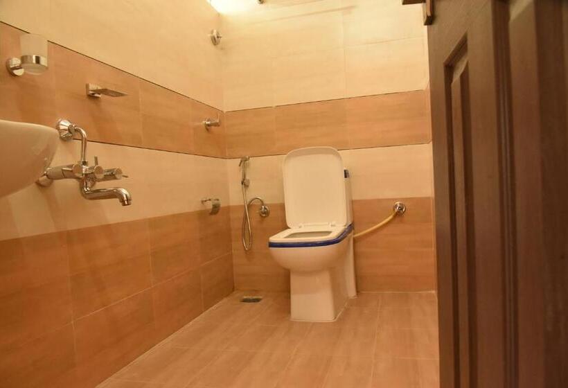 בית מלון כפרי Withinn Premium