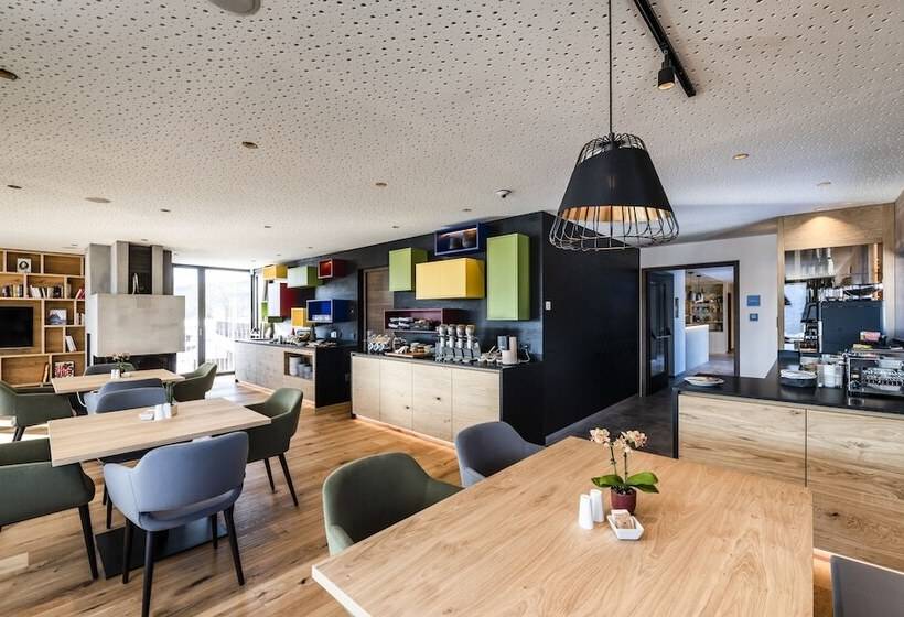 Aparthotel Panorama Living Dolomites