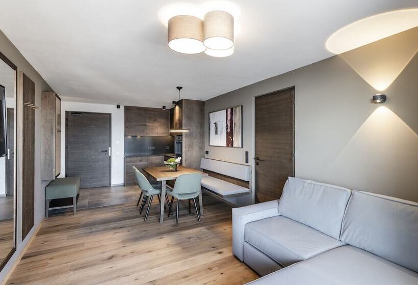 Aparthotel Panorama Living Dolomites