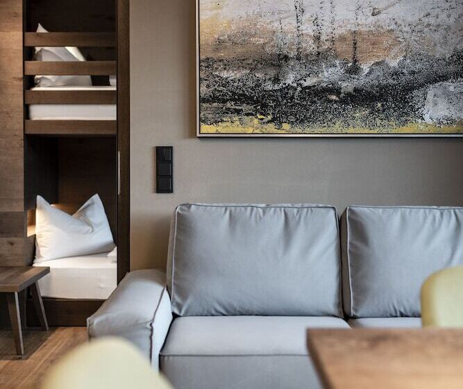 Aparthotel Panorama Living Dolomites
