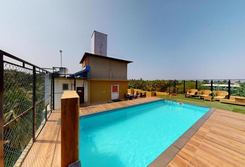 ホテル De Alcazar Calangute