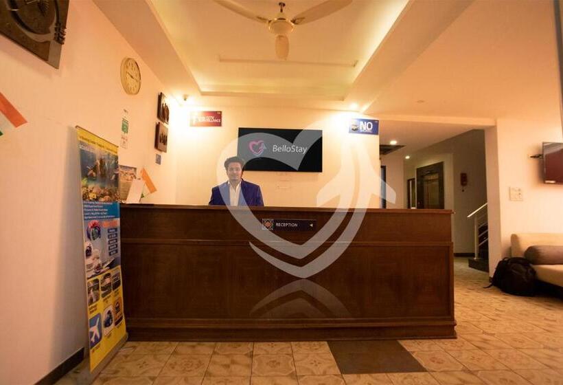 ホテル De Alcazar Calangute