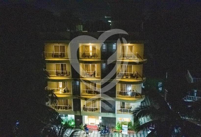 ホテル De Alcazar Calangute