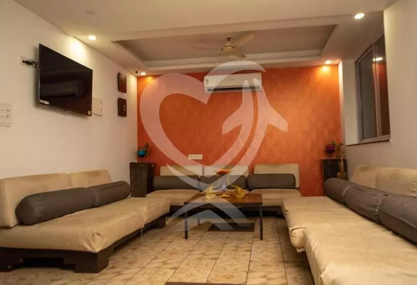 ホテル De Alcazar Calangute
