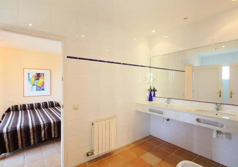 ホテル Holiday Home Villa Dubos