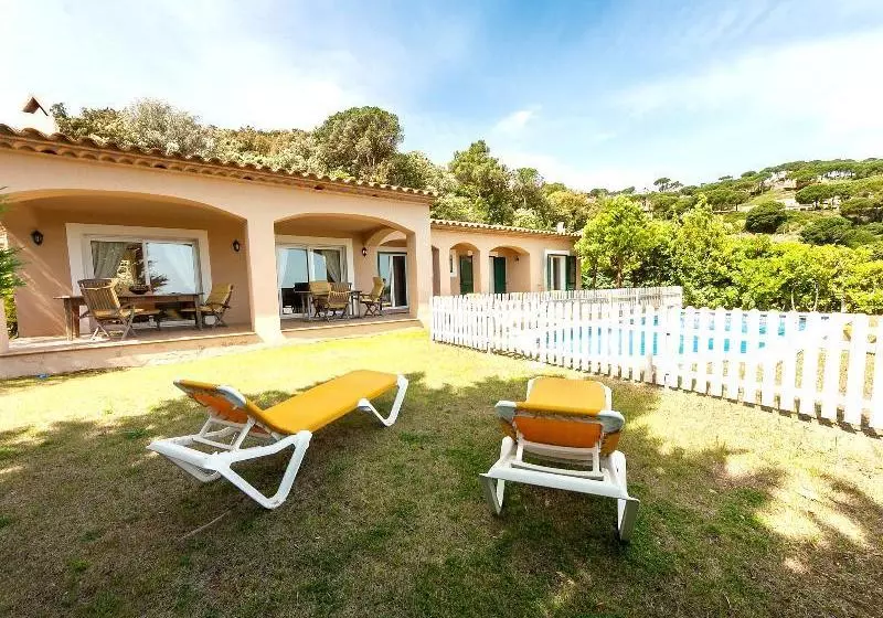 ホテル Holiday Home Villa Dubos