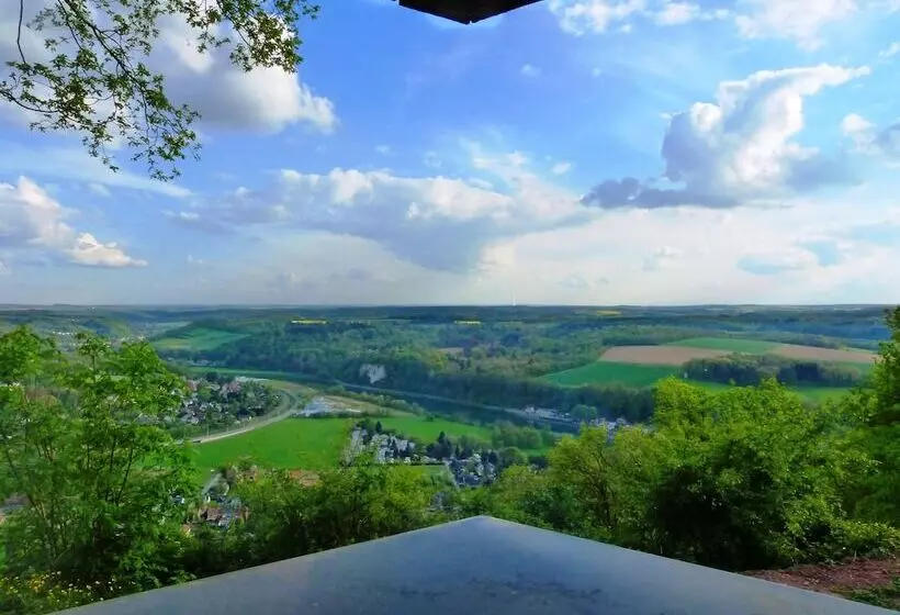 ホテル Les 7 Meuses   Restaurant & Hébergements Hôteliers   Insolites   Wellness   Gîtes